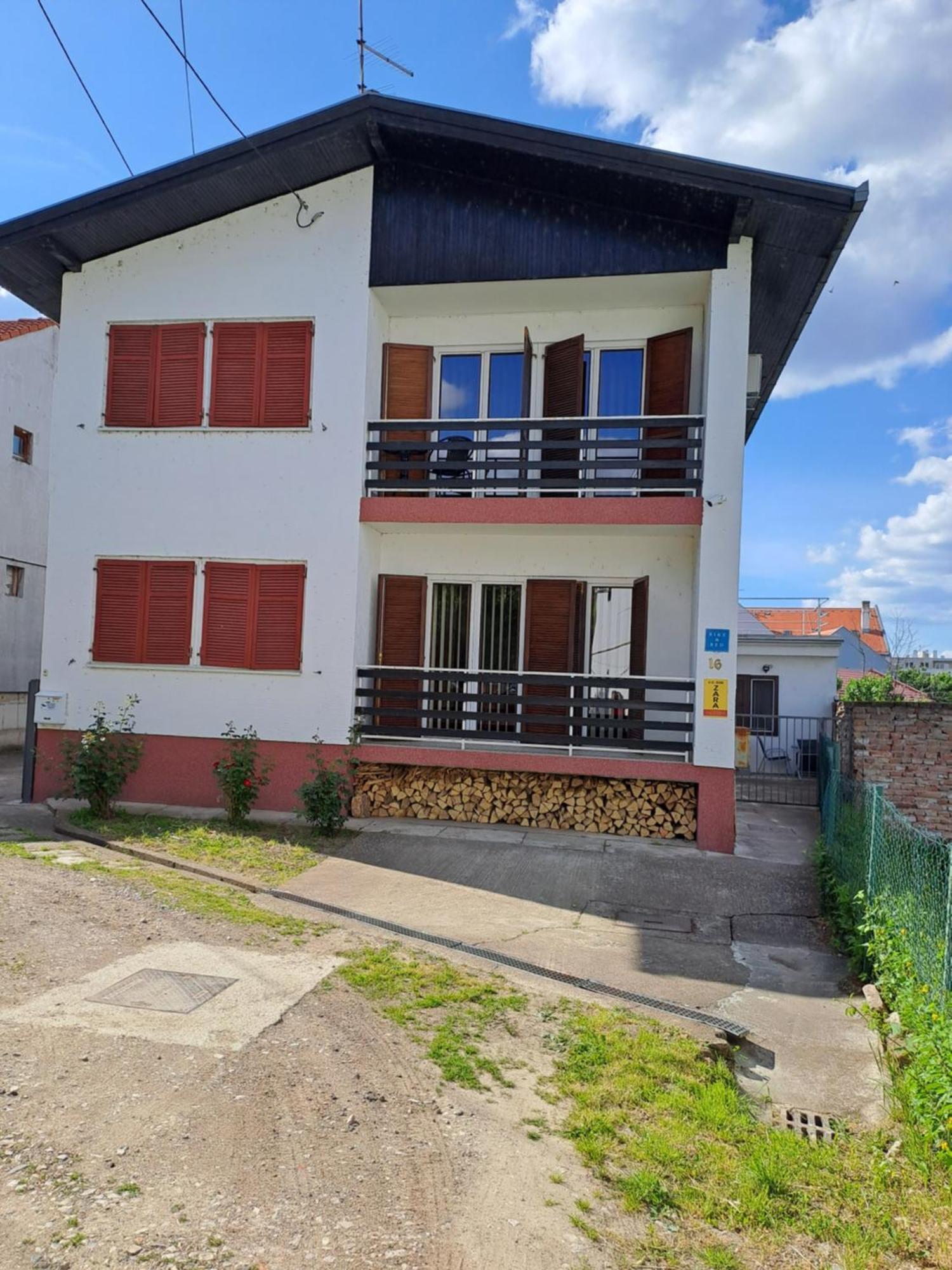 Accommodation Zara Vukovar Exterior photo